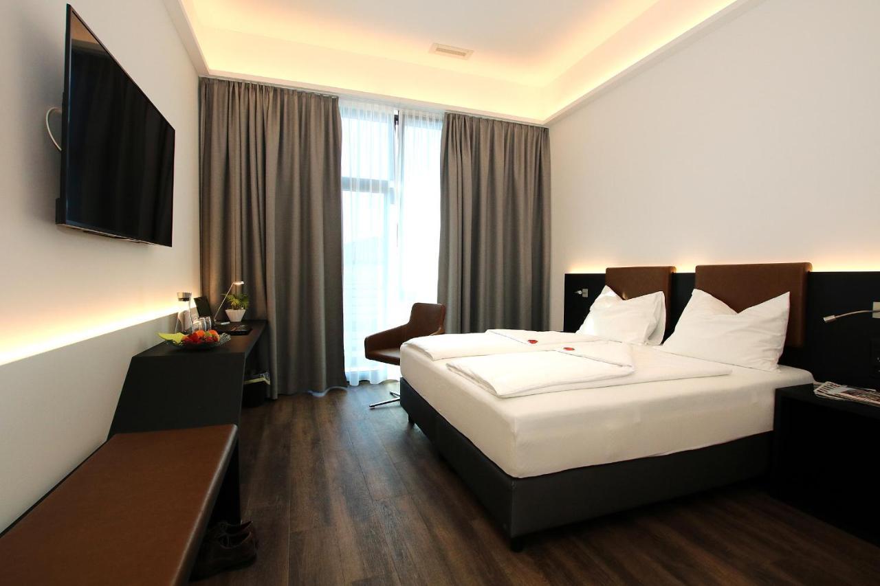 Self Check-In Hotel Von Rotz فيل المظهر الخارجي الصورة
