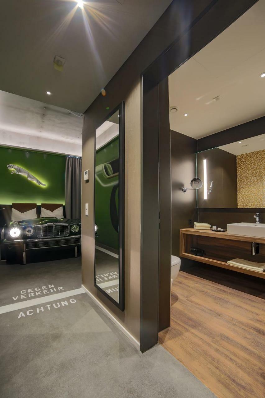 Self Check-In Hotel Von Rotz فيل المظهر الخارجي الصورة
